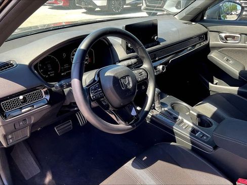 Used 2023 Honda Civic Sport image 18