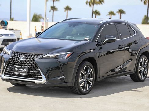 Used 2024 Lexus UX 250h FWD image 3