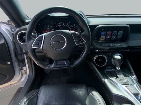 Used 2017 Chevrolet Camaro SS RWD image 6