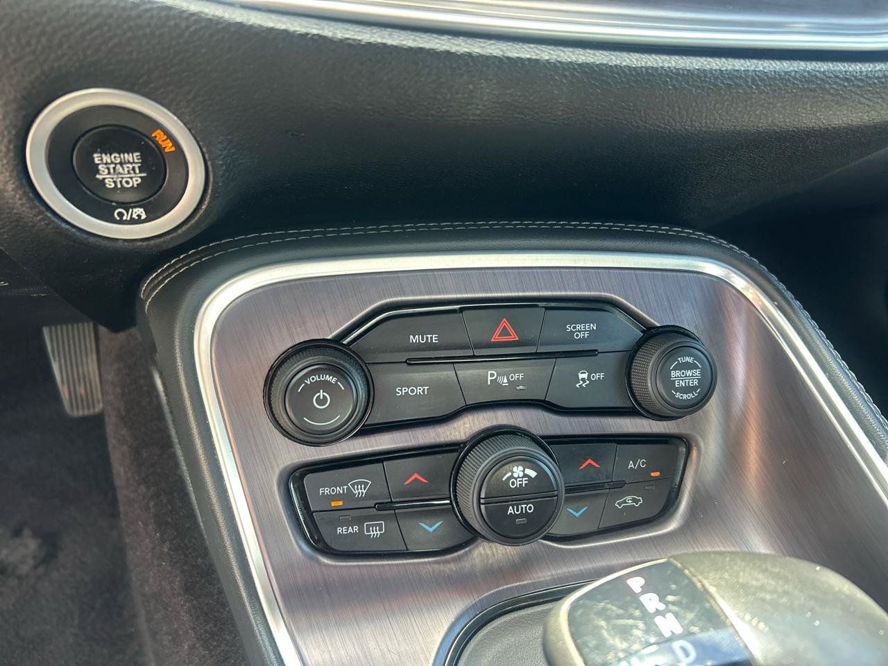 Used 2018 Dodge Challenger SXT w/ Blacktop Package RWD image 18