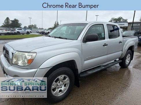Used 2011 Toyota Tacoma 4x4 Double Cab w/ SR5 Pkg #2 w/JBL Audio image 8