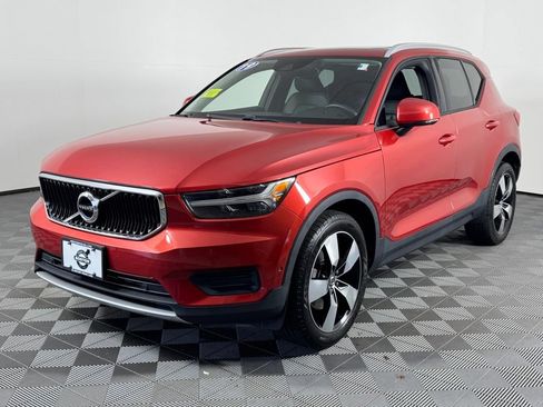 Used 2019 Volvo XC40 T5 Momentum AWD/4WD image 12