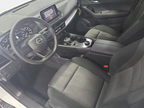 New 2026 Nissan Rogue SV w/ Cold Weather Package AWD/4WD image 16