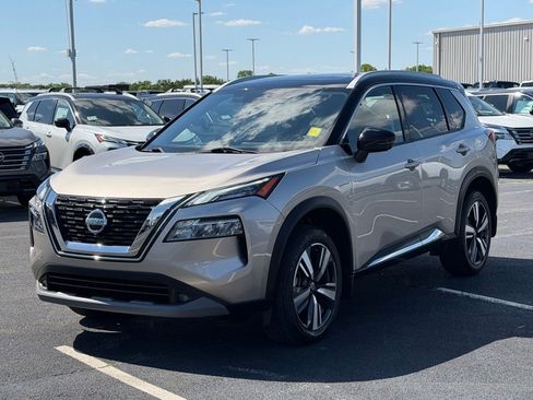 Used 2021 Nissan Rogue SL FWD image 9