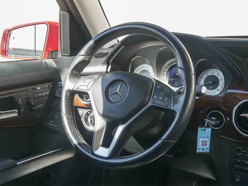 Used 2014 Mercedes-Benz GLK 350 4MATIC image 14