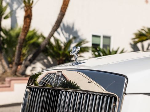 Used 2024 Rolls-Royce Ghost image 7