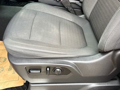 Used 2021 Chevrolet Silverado 1500 LT image 17