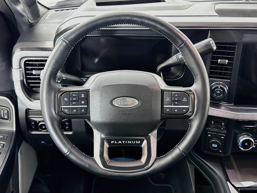 Used 2026 Ford F350 Platinum AWD/4WD image 4