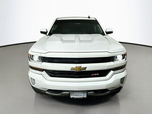 Used 2018 Chevrolet Silverado 1500 LT w/ All Star Edition AWD/4WD image 2