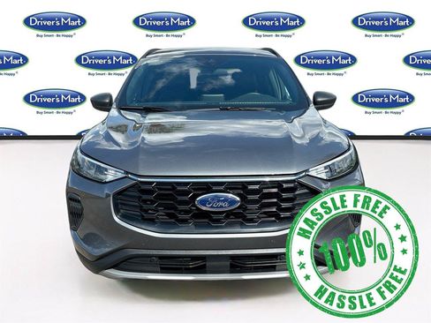 Used 2025 Ford Escape ST-Line FWD image 2