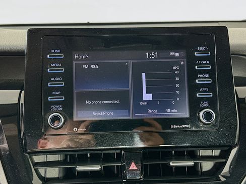 Used 2022 Toyota Camry SE FWD image 19