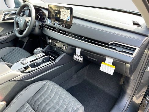 New 2026 Mitsubishi Outlander SEL image 30