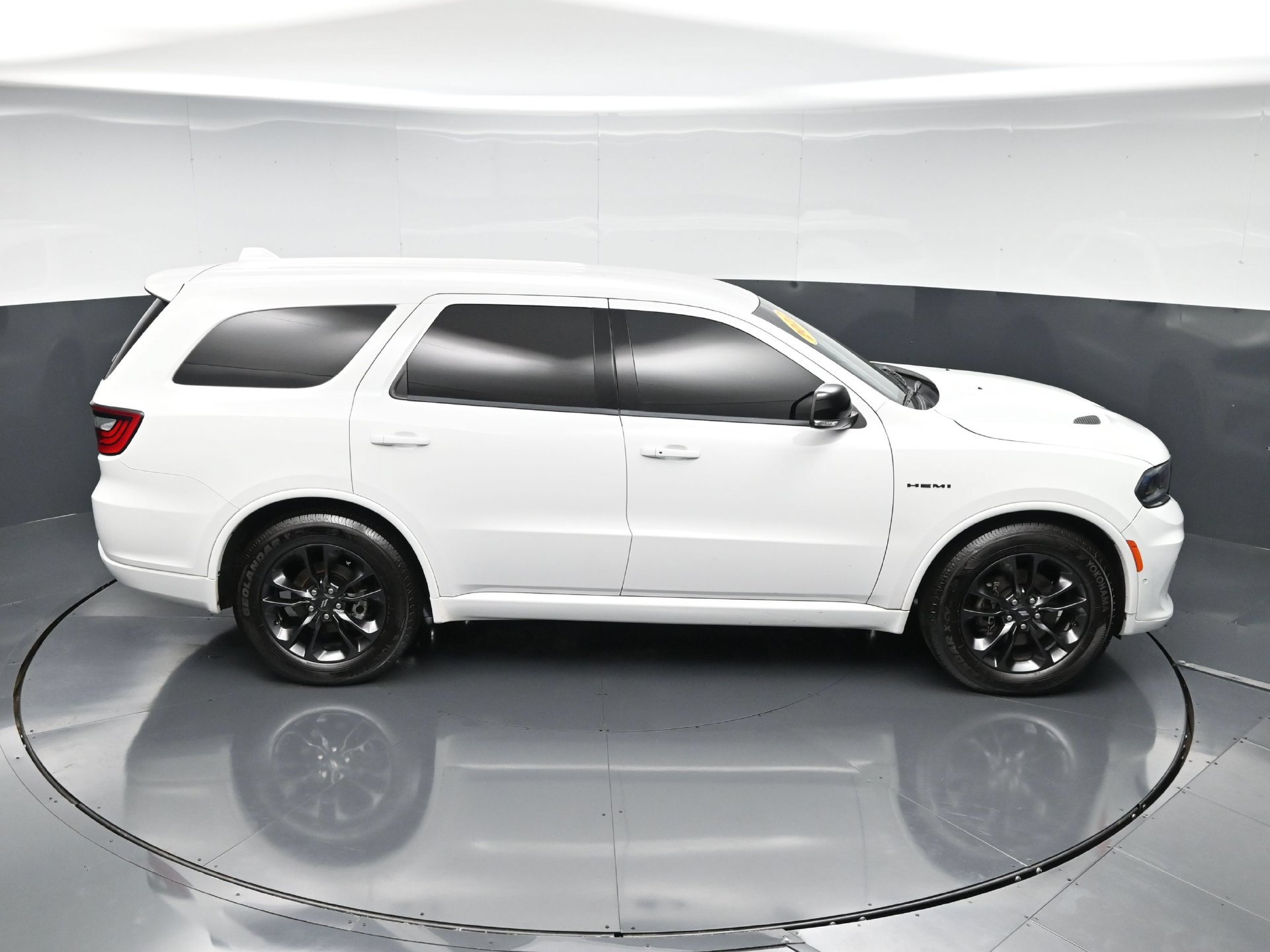 Used 2022 Dodge Durango R/T w/ Blacktop Package AWD/4WD image 64
