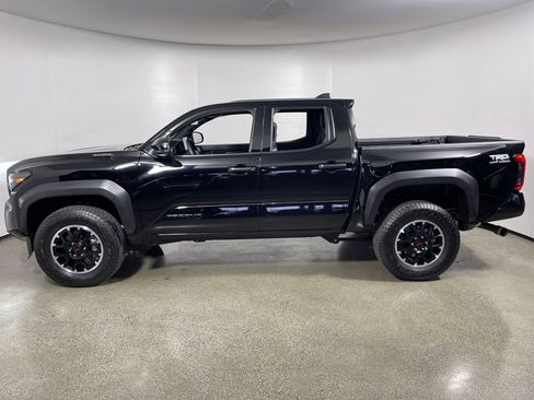 Certified 2025 Toyota Tacoma 4x4 Double Cab Hybrid image 6
