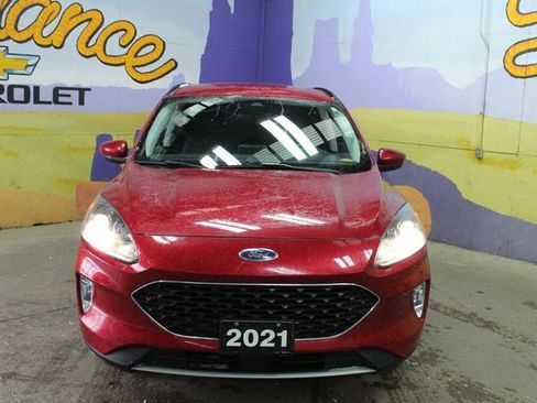 Used 2021 Ford Escape SEL w/ Class II Trailer Tow Package image 3