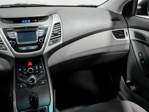 Used 2014 Hyundai Elantra SE w/ Option Group 02 image 19