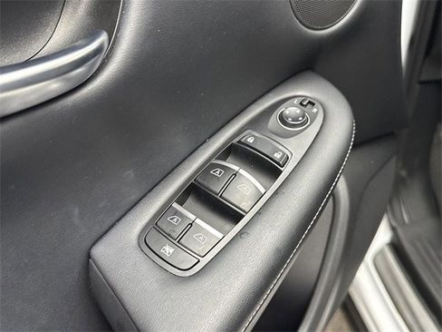 Used 2021 INFINITI QX50 Luxe image 24