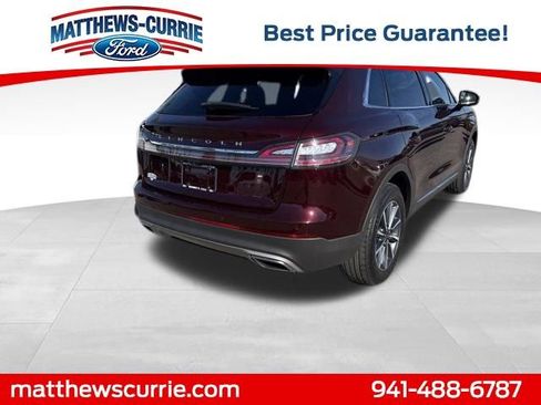 Used 2022 Lincoln Nautilus FWD image 4