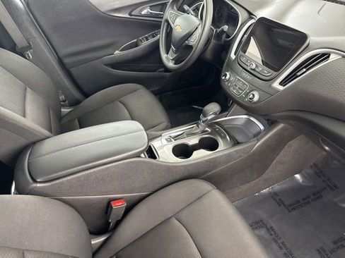 Used 2024 Chevrolet Malibu LT FWD image 20
