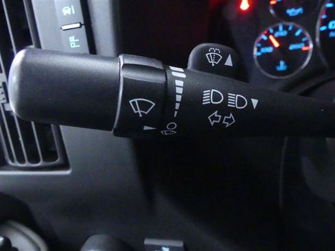 Used 2022 Chevrolet Express 3500 LS RWD image 13