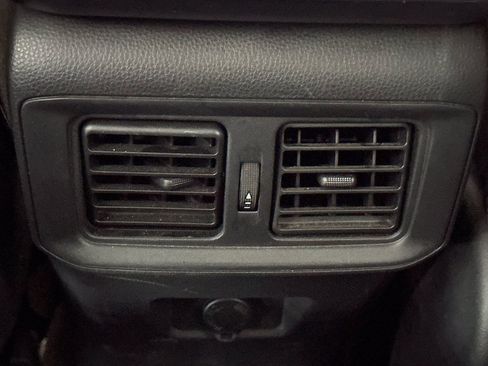 Used 2025 Toyota RAV4 LE image 44