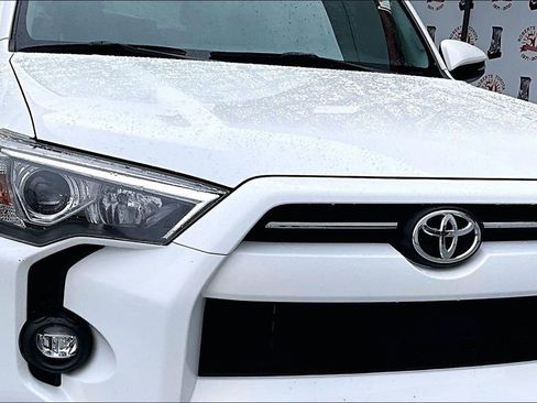 Certified 2021 Toyota 4Runner SR5 Premium w/ Moonroof Package image 28