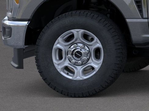 New 2026 Ford F250 XLT image 19