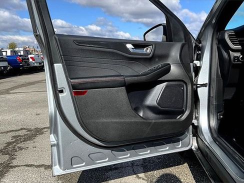 Used 2024 Ford Escape ST-Line w/ Tech Pack #1 image 17