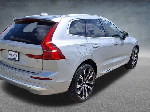 Certified 2023 Volvo XC60 B5 Ultimate w/ Climate Package FWD image 8