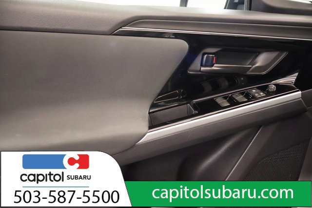 Used 2023 Subaru Solterra AWD image 9