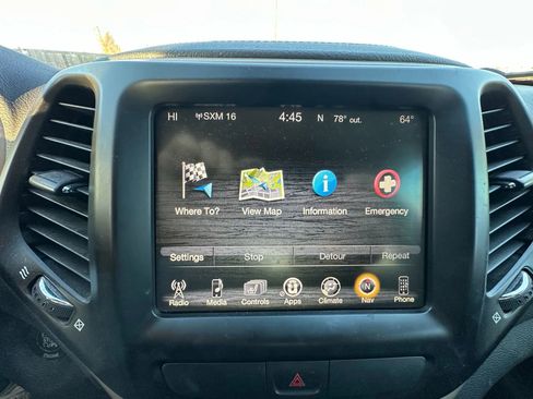 Used 2015 Jeep Cherokee Limited w/ Trailer Tow Group image 15