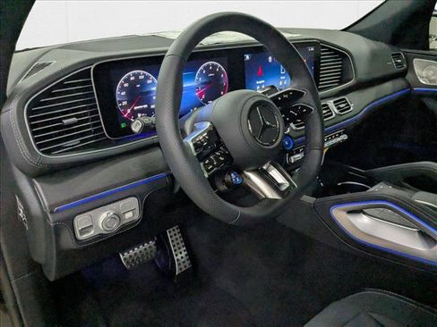 New 2026 Mercedes-Benz GLE 53 AMG 4MATIC image 3