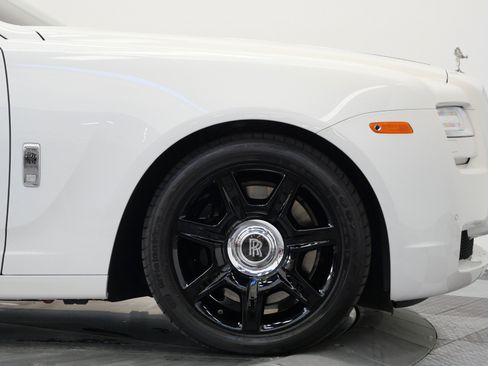 Used 2013 Rolls-Royce Ghost RWD image 54