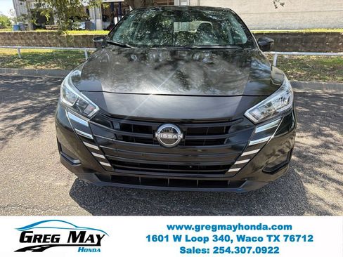 Used 2024 Nissan Versa SV FWD image 8