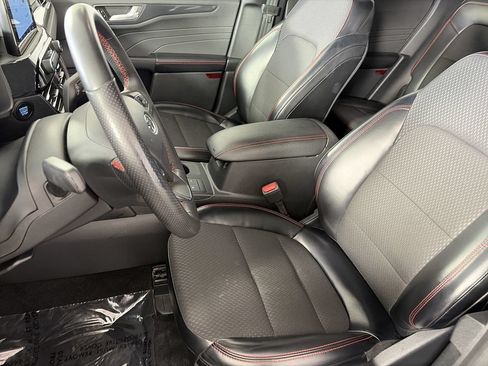 Used 2024 Ford Escape ST-Line FWD image 19