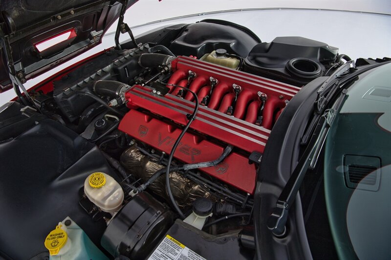 Used 2002 Dodge Viper GTS RWD image 46