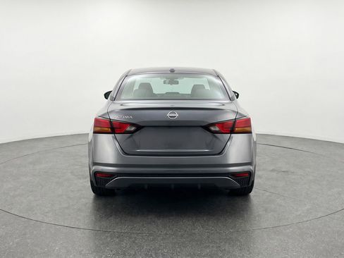 Used 2025 Nissan Altima 2.5 SV image 7