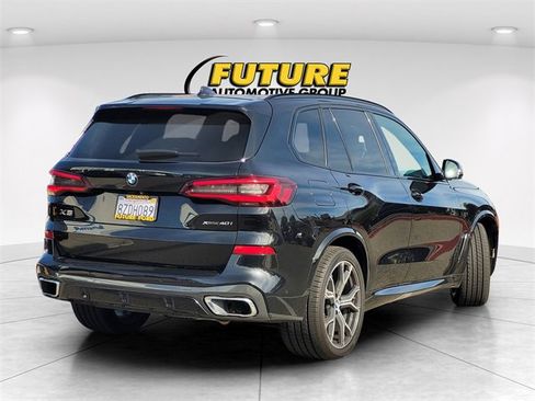 Used 2022 BMW X5 xDrive40i w/ M Sport Package image 4