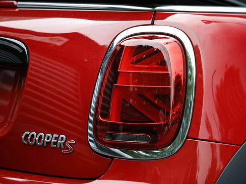 Used 2024 MINI Cooper S FWD image 11