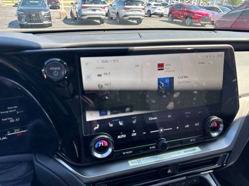 New 2026 Lexus TX 500h AWD w/ Technology Package image 32