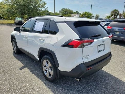 Used 2025 Toyota RAV4 XLE FWD image 12