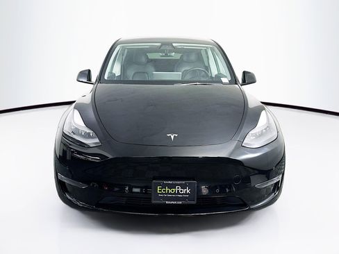 Used 2022 Tesla Model Y Performance image 2