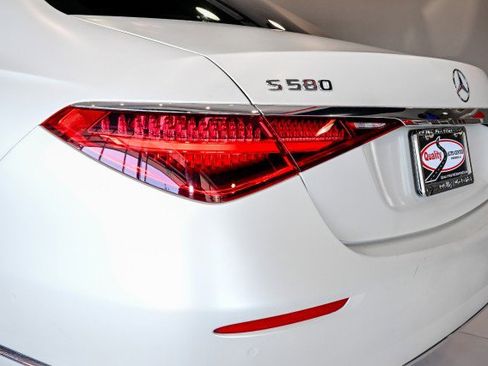 Used 2023 Mercedes-Benz S 580 4MATIC Sedan image 13