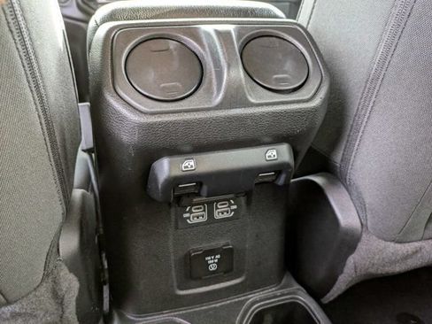 Used 2022 Jeep Wrangler Unlimited Sport w/ Sun And Sound Package AWD/4WD image 14