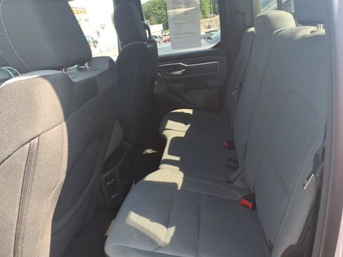 Used 2022 RAM 1500 Big Horn AWD/4WD image 8