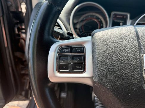 Used 2015 Dodge Journey R/T w/ Flexible Seating Group FWD image 16