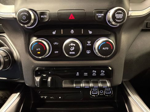 Used 2019 RAM 1500 Big Horn AWD/4WD image 8