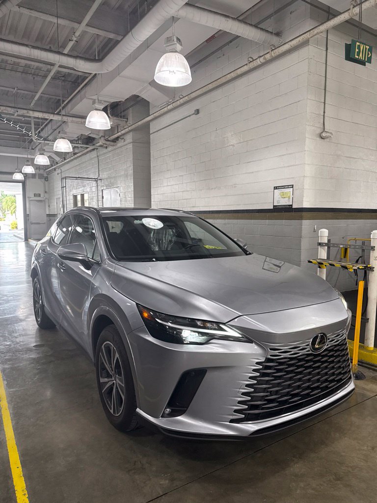 Used 2025 Lexus RX 350 Premium w/ Accessory Package (Z1) FWD image 1