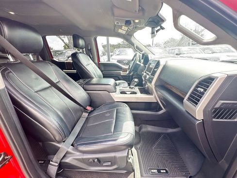Used 2019 Ford F150 Lariat w/ Equipment Group 502A Luxury AWD/4WD image 29