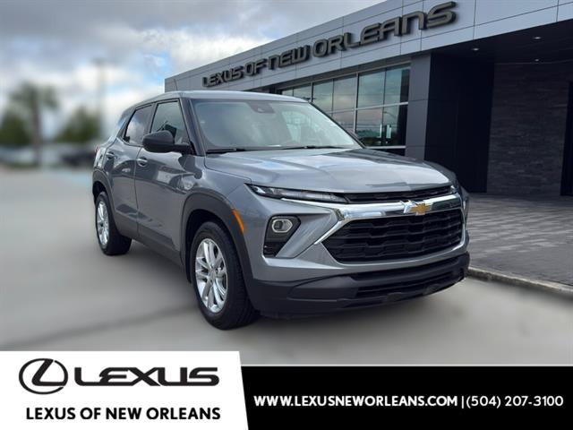Used 2024 Chevrolet TrailBlazer LS w/ LPO, Blackout Package FWD image 1